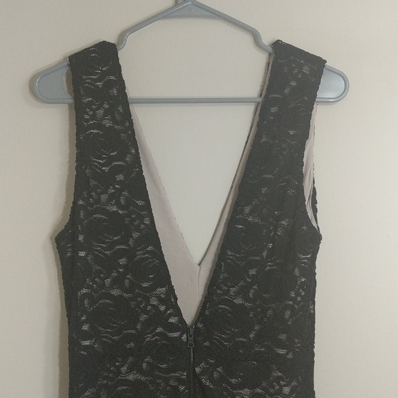 Alice + Olivia black evening gown - Picture 4 of 8